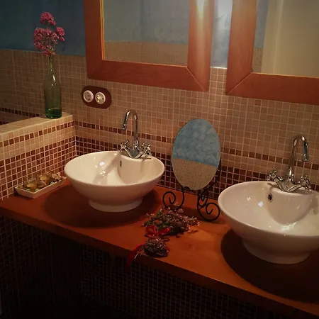 Os Tres Teixos 호텔 3*