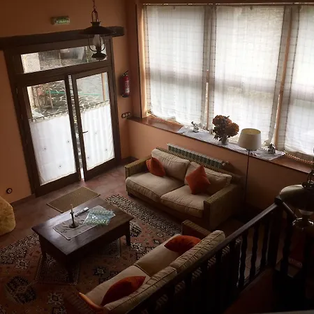 호텔 Os Tres Teixos 3*